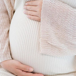 在缺乏明确😷👨‍🦳降本路径之前，🚖🐕其商业价⏫值更多体现在技术➕🇳🇨储备与战🍟🐪